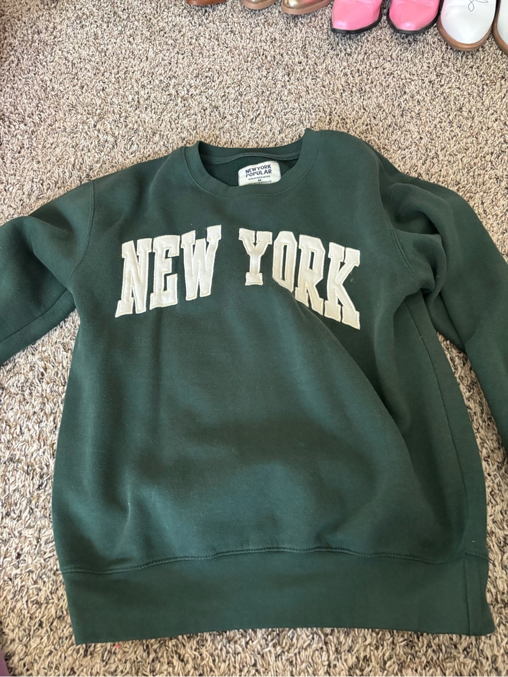 NEW YORK Green Crewneck Sweatshirt by New York Popular